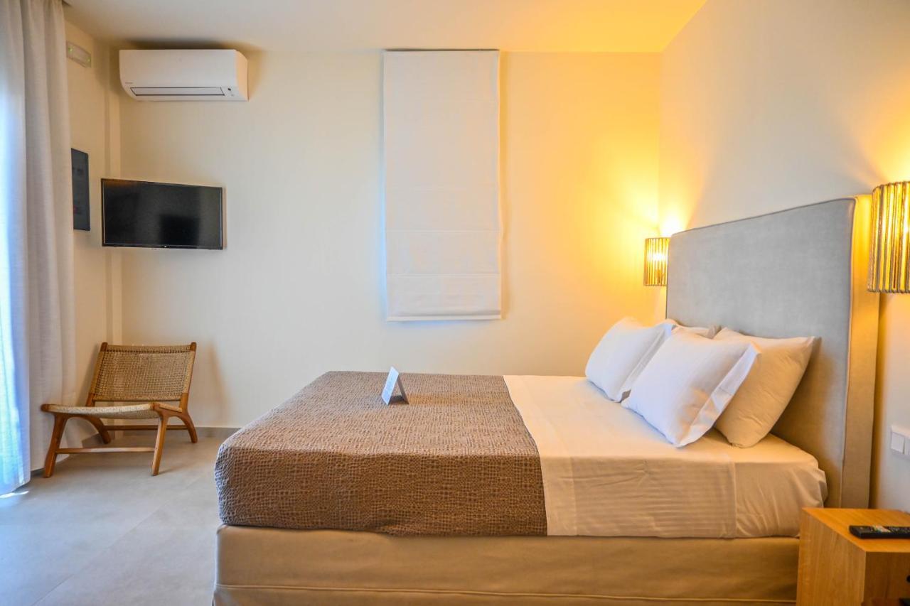 Schinoza Luxury Suites Schoinoussa Exterior foto