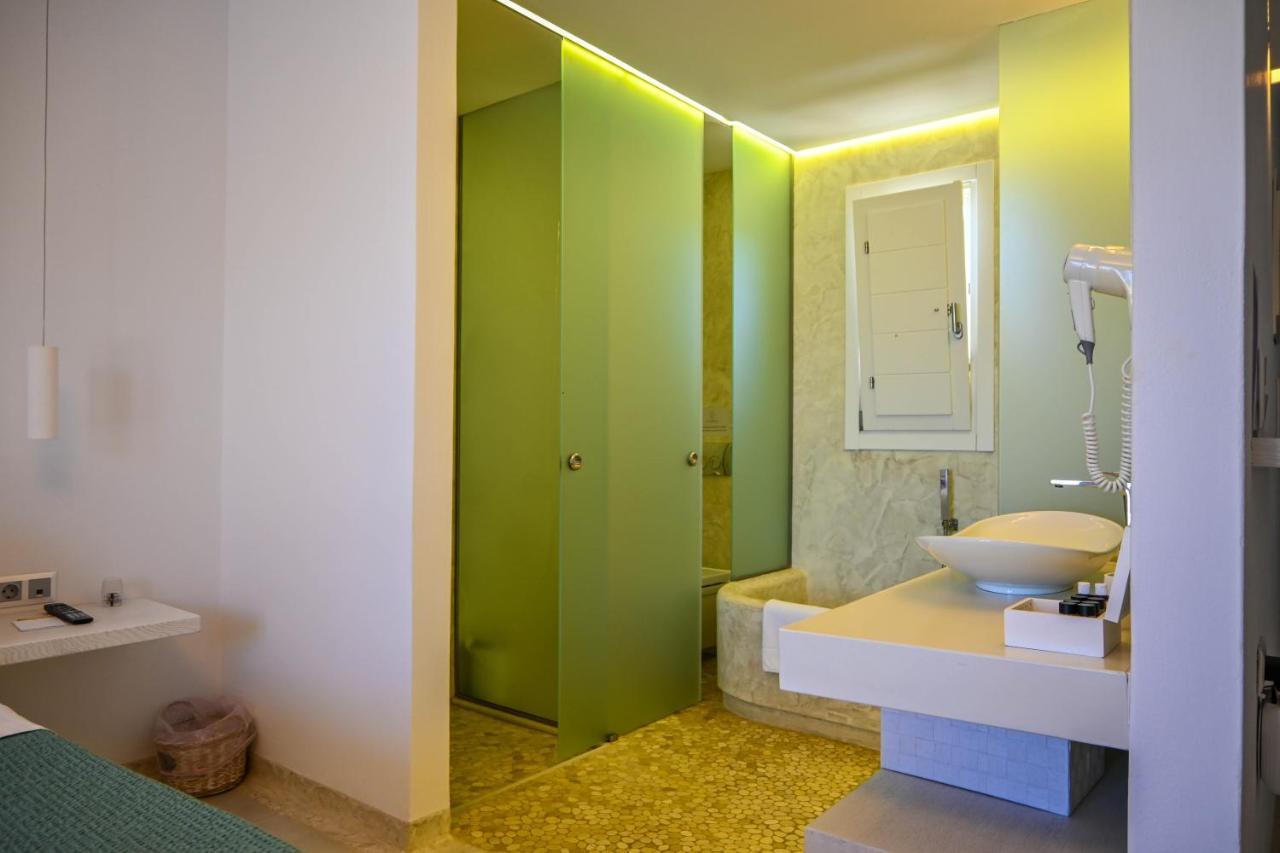 Schinoza Luxury Suites Schoinoussa Exterior foto