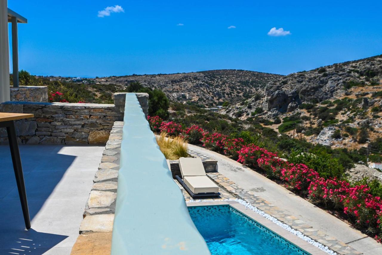 Schinoza Luxury Suites Schoinoussa Exterior foto