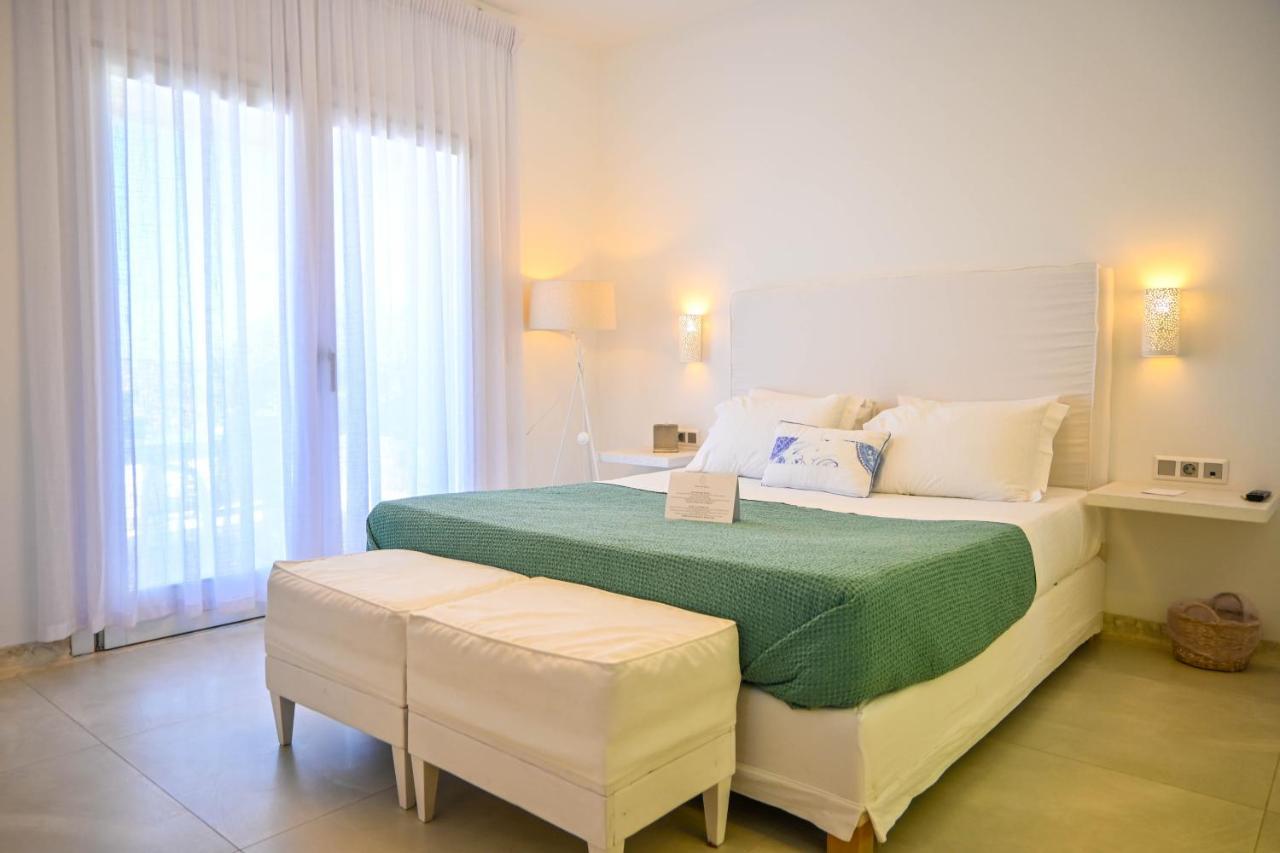 Schinoza Luxury Suites Schoinoussa Exterior foto