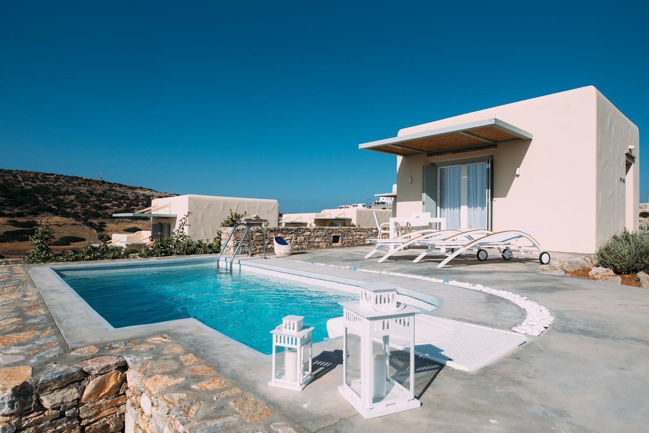 Schinoza Luxury Suites Schoinoussa Exterior foto